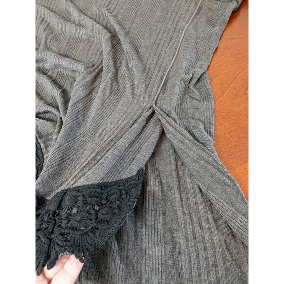 Style & Co Blouse 2X Gray Lace Trim Hi Low Plus‎ Long Sleeves Side Slit Crochet - Picture 7 of 11